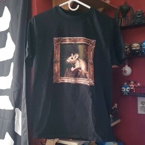 Hot Topic Friday Jr Rat Frame US Mem's T-shirt size Medium